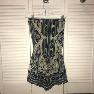 Cute romper!